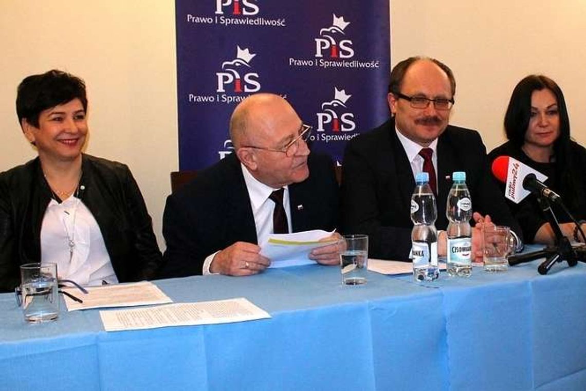 PiS wbija szpilę PO. "Gdyby nie my..."