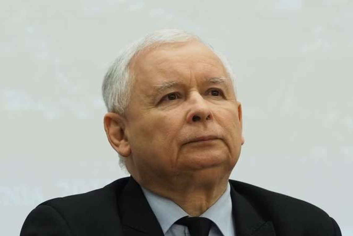 PiS wymieniło już 11 tys. osób w administracji publicznej. Politolog UMCS: Skala budzi obawy