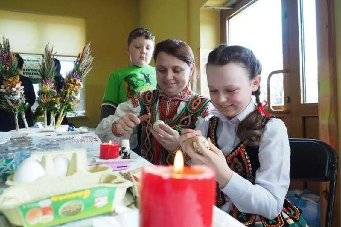 Pisanki wielkanocne to rodzinna tradycja. Jak zrobić pisanki?