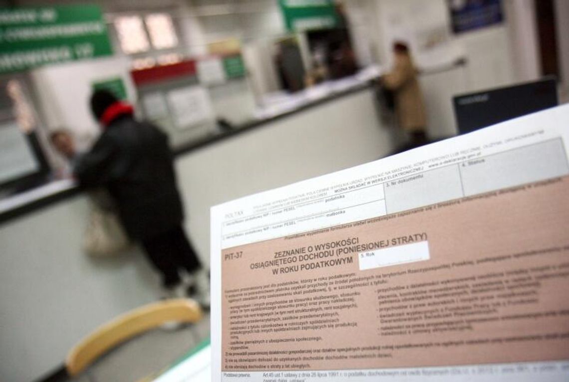 PIT: Spóźnialscy płacą odsetki