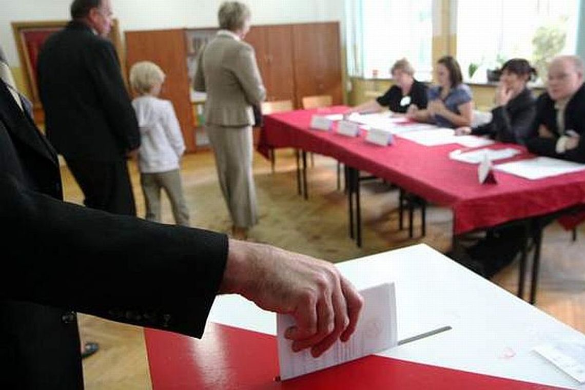 PKW: Głosowanie rozpoczęte, jeden lokal wyborczy nieczynny