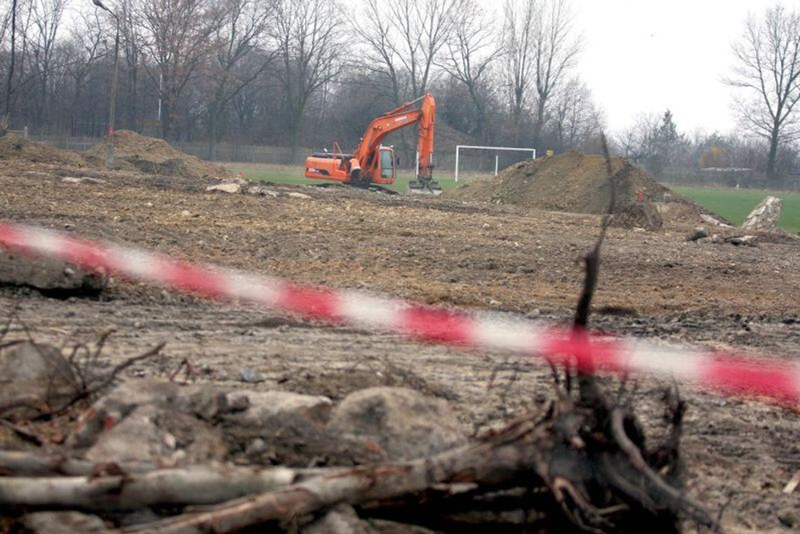 Plac budowy na stadionie Avii w Świdniku (zdjęcia)