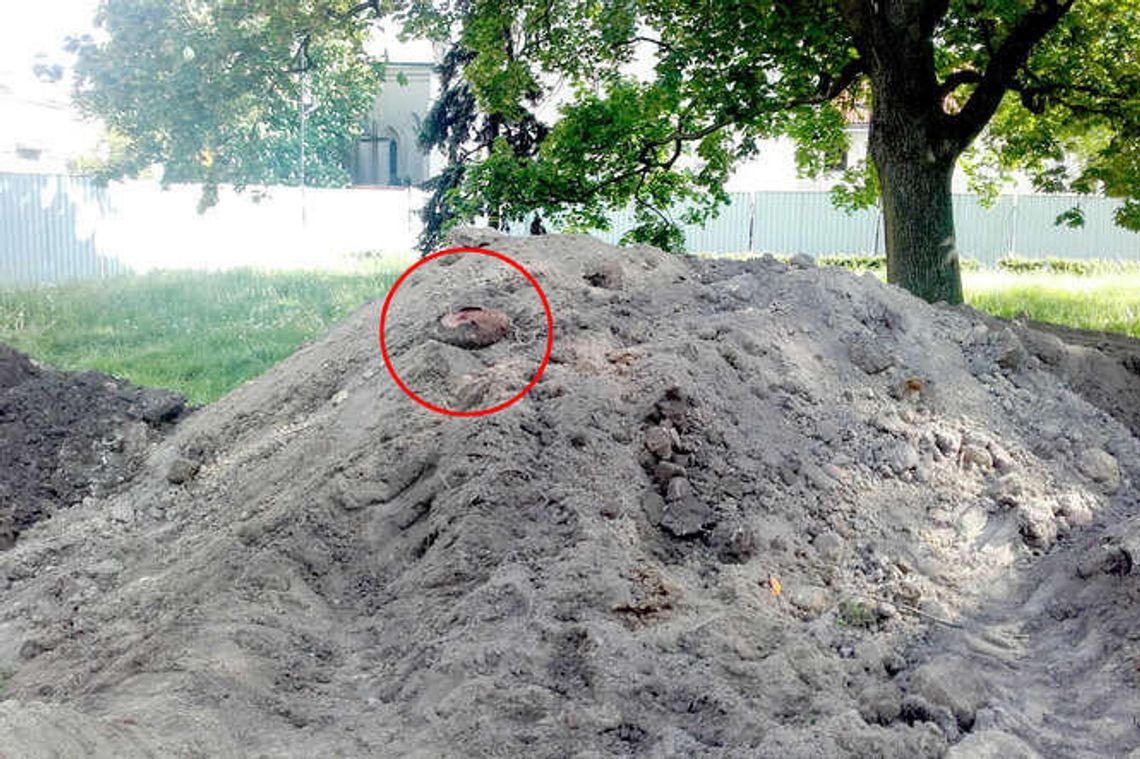 Plac Litewski, czyli kilkadziesiąt lat wypoczynku na minach Plac Litewski, czyli kilkadziesiąt lat wypoczynku na minach