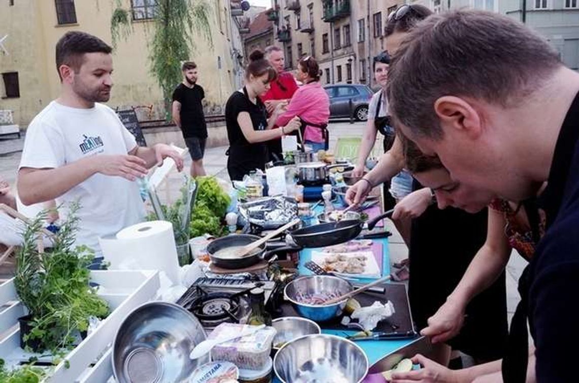 Plac Rybny w Lublinie. Ruszył projekt letni