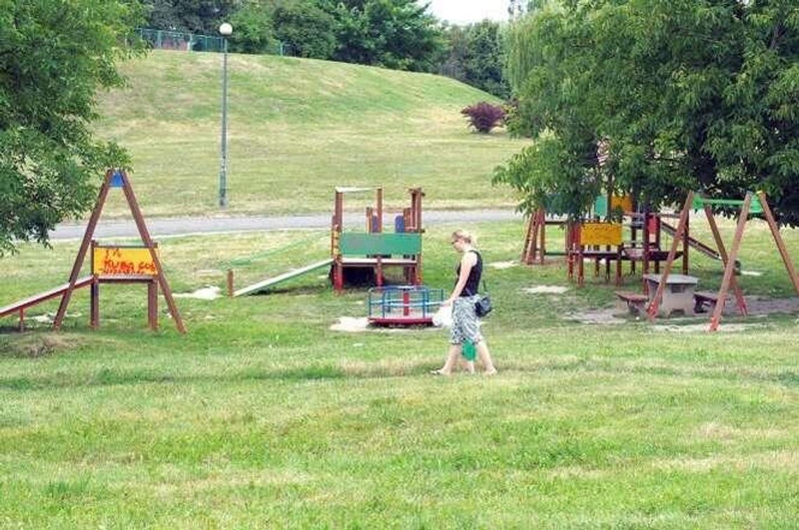 Plac zabaw zakrapianych. Nocne imprezy mocno dają się we znaki