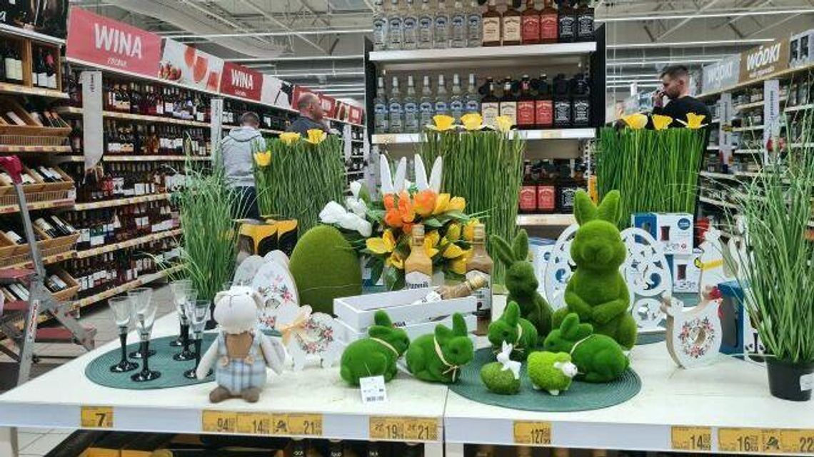 Płacz nad cebulą. Wielkanocny koszyk będzie skromniejszy 