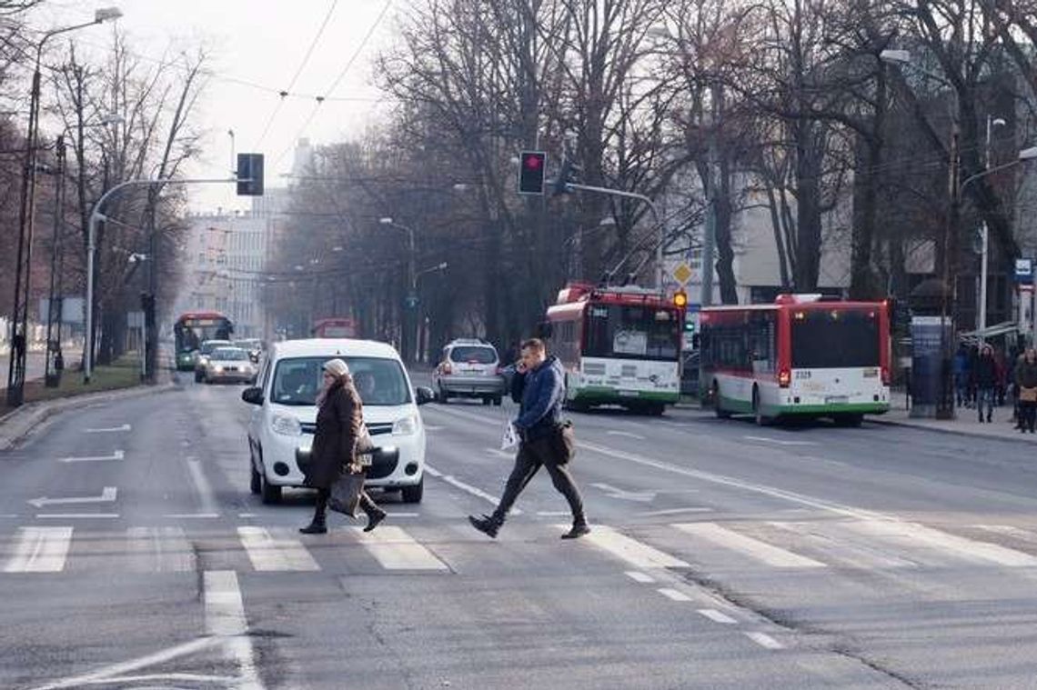 Plan przebudowy Al. Racławickich do poprawki. Co się może zmienić? Plan przebudowy Al. Racławickich do poprawki. Co się może zmienić?