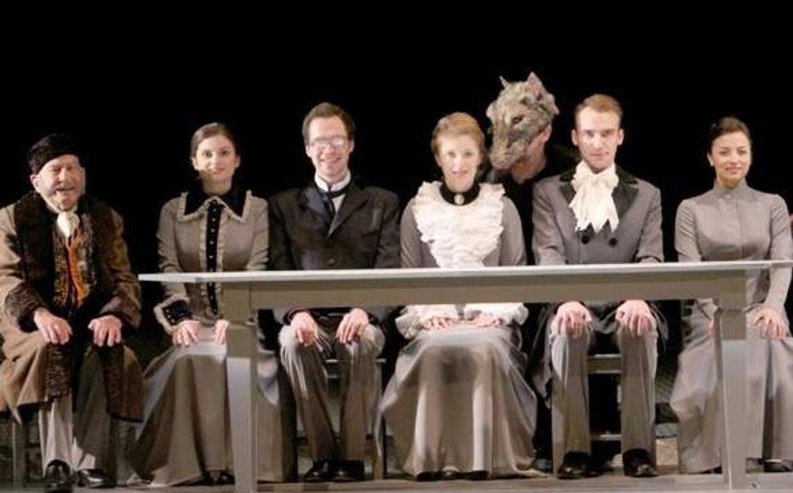 Płatonow w Teatrze Osterwy (recenzja spektaklu)