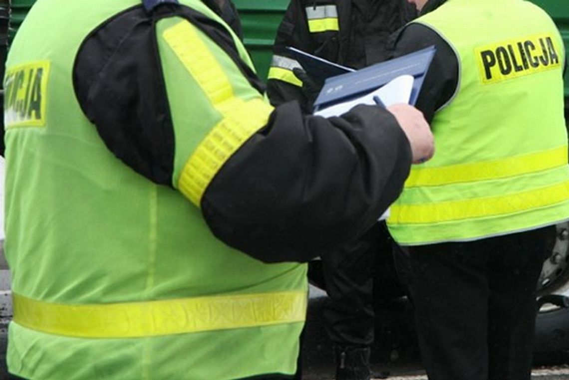 Płouszowice: Samochód potrącił pieszą Płouszowice: Samochód potrącił pieszą