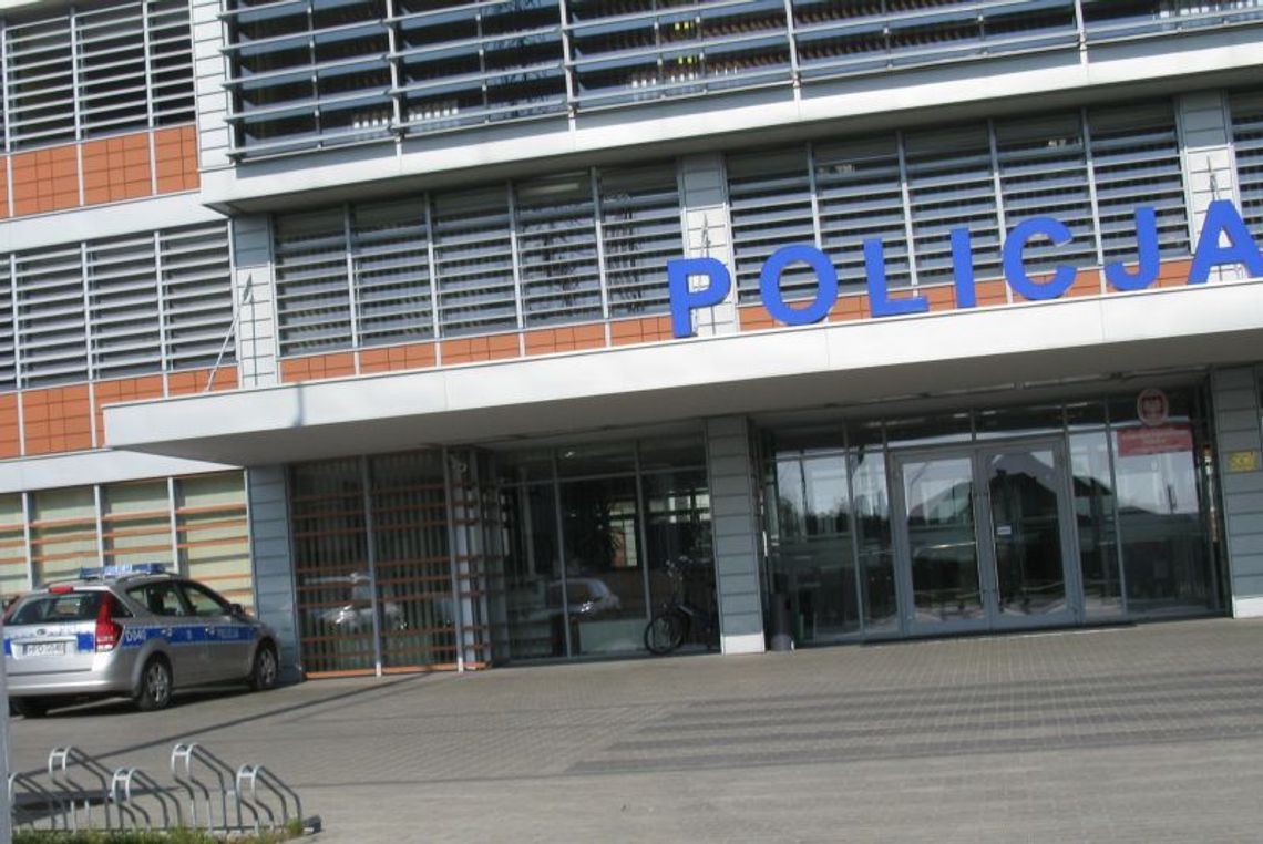 Płudy: Pijany obiecał policjantom łapówkę Płudy: Pijany obiecał policjantom łapówkę