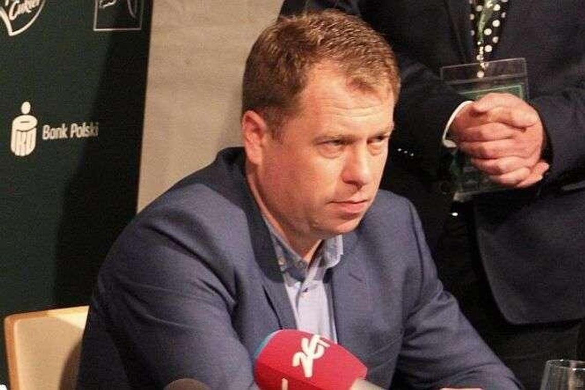 Po aukcji koni w Janowie Podlaskim wiceprezes ANR podał się do dymisji. "Nie czuję się winny" Po aukcji koni w Janowie Podlaskim wiceprezes ANR podał się do dymisji. "Nie czuję się winny"