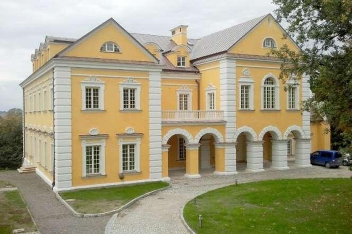 Po decyzji wojewody Rzewuscy będą mogli odzyskać pałac w Gardzienicach