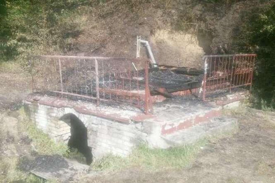 Po kapliczce zostały tylko zgliszcza. Ktoś ją podpalił?