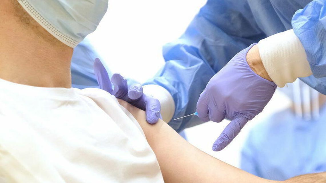 Po niedzielnej mszy na szczepienie. Namioty staną przed kilkoma kościołami w Lubelskiem