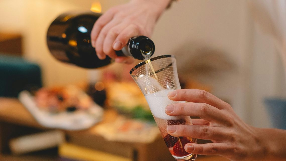 Po piciu na L4. Coraz więcej zwolnień lekarskich z kodem „C” Po piciu na L4. Coraz więcej zwolnień lekarskich z kodem „C”