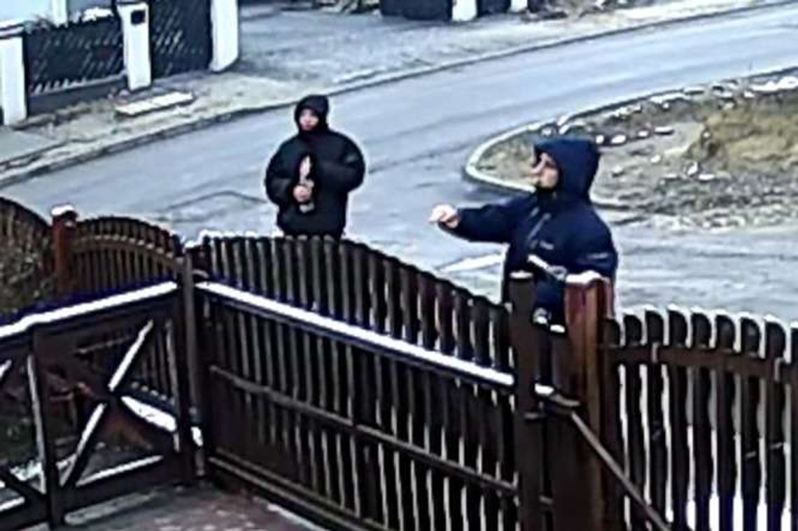 Po pijanemu pobili kierowcę. Nagrał ich monitoring