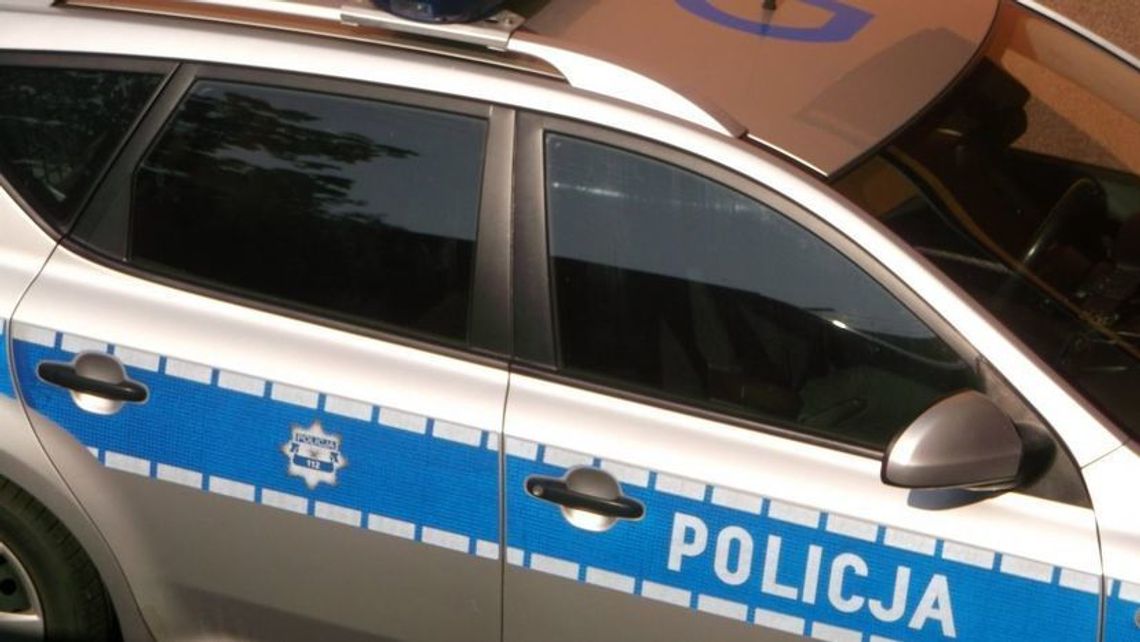 Po pijanemu uciekał przed policyjną kontrolą. Wiózł w samochodzie swojego 3-letniego syna