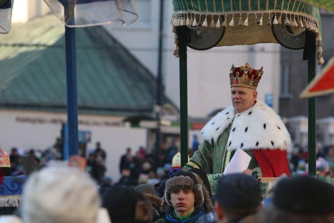 "Po rozstaniu się z żoną trafiłem na ulicę". Jak bezdomny został królem "Po rozstaniu się z żoną trafiłem na ulicę". Jak bezdomny został królem
