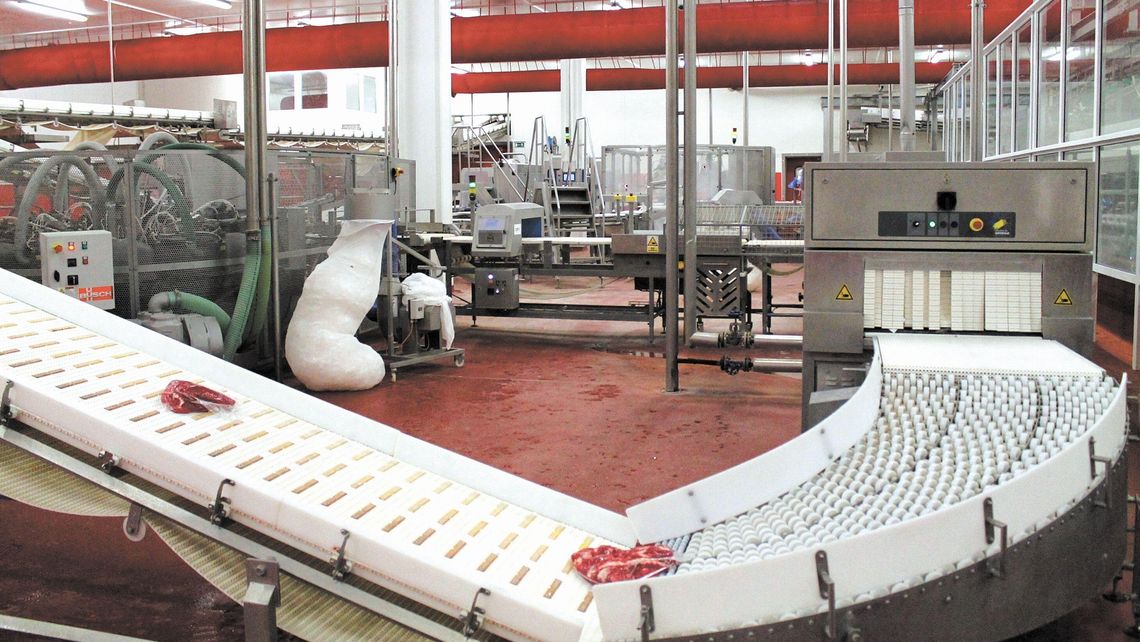 Po wielkim otwarciu głośny upadek? Wójt: "Oni z własnej woli nie zapłacili nam nawet złotówki podatku"