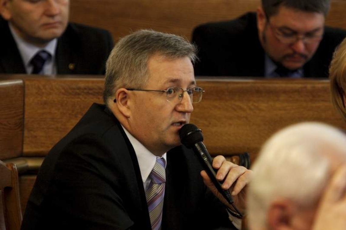 PO wyrzuca Podgórskiego, a jego i tak już nie ma? "Złożyłem rezygnację wcześniej" PO wyrzuca Podgórskiego, a jego i tak już nie ma? "Złożyłem rezygnację wcześniej"