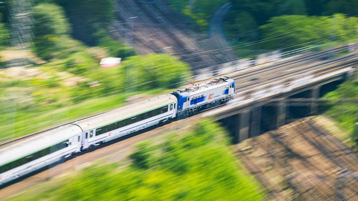 Pociągiem na święta. Kolej uruchamia dodatkowe wagony 