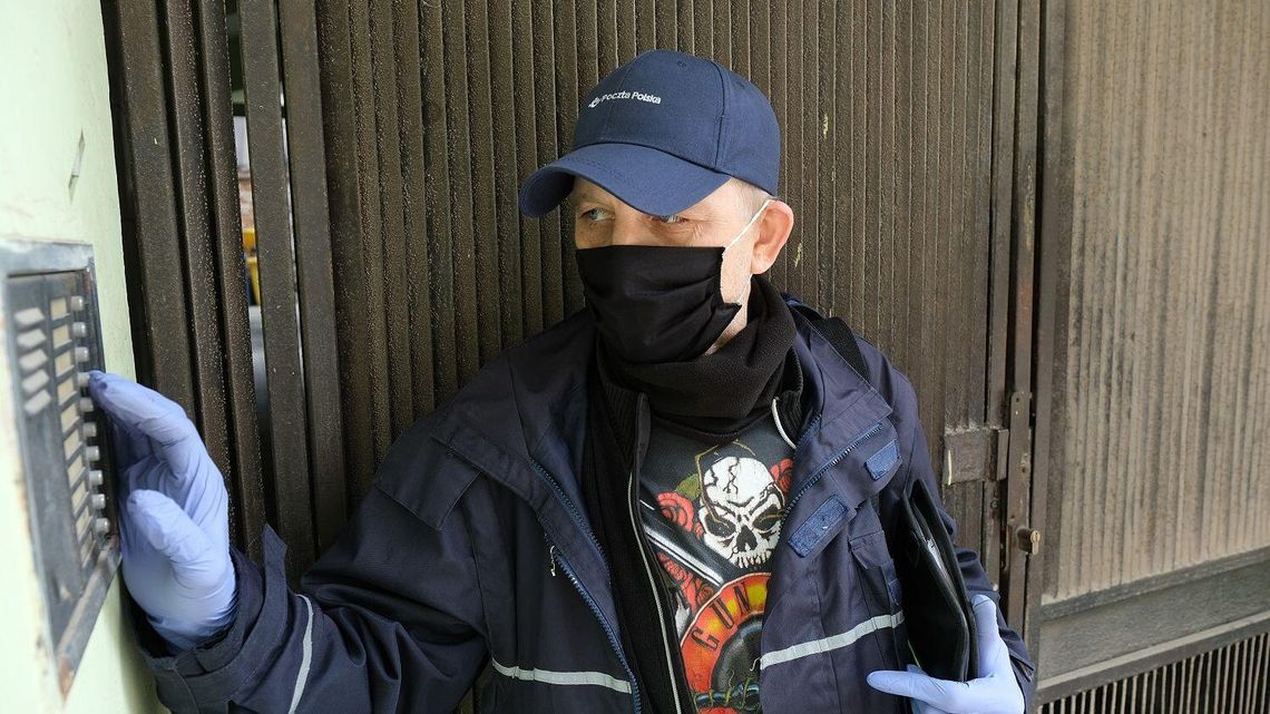 Poczta już dwa razy żądała naszych danych. Prezydent Lublina: "Jeszcze jest czas na opamiętanie"