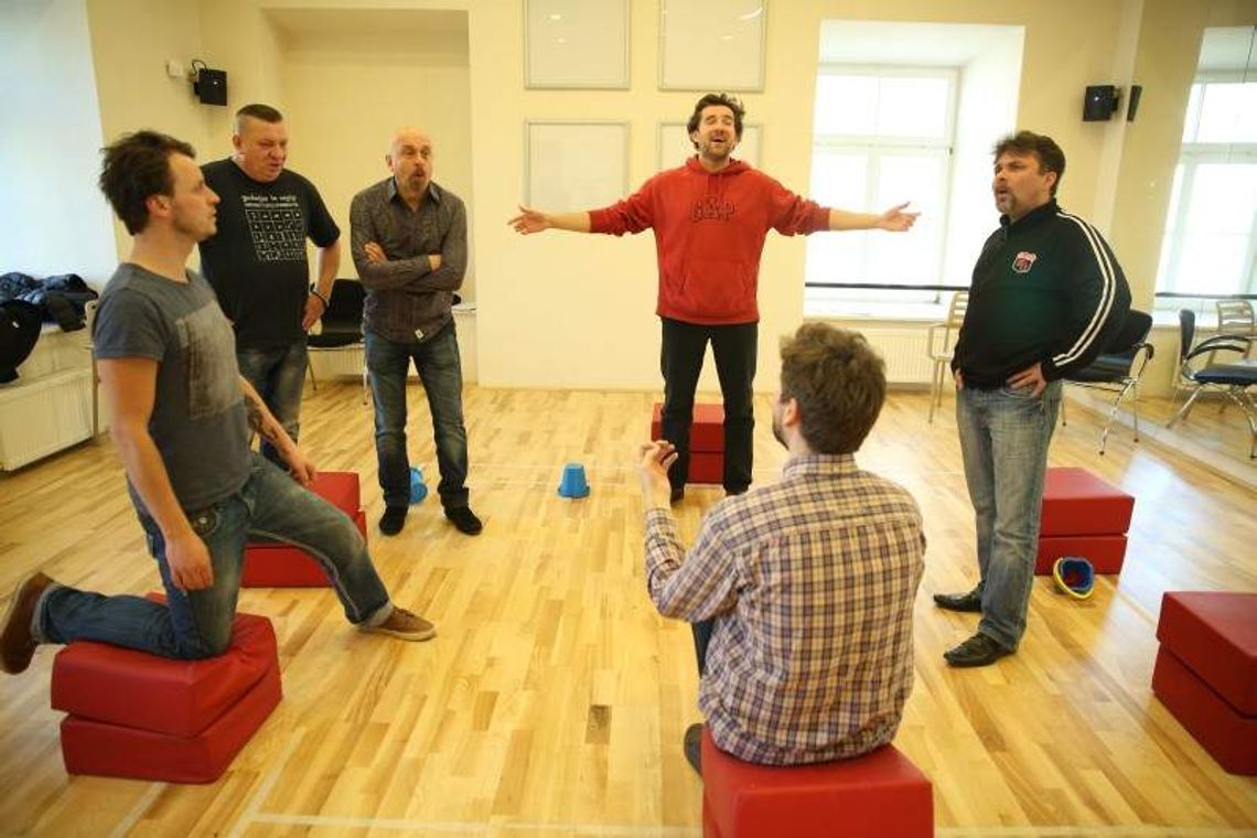 \"Poczytaj mi… tato\". Nowy spektakl w Centrum Kultury