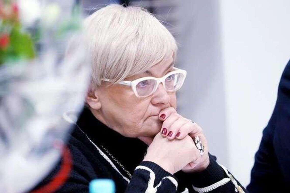 Pod czyim nadzorem dialog społeczny? Henryka Bochniarz w Lublinie Pod czyim nadzorem dialog społeczny? Henryka Bochniarz w Lublinie