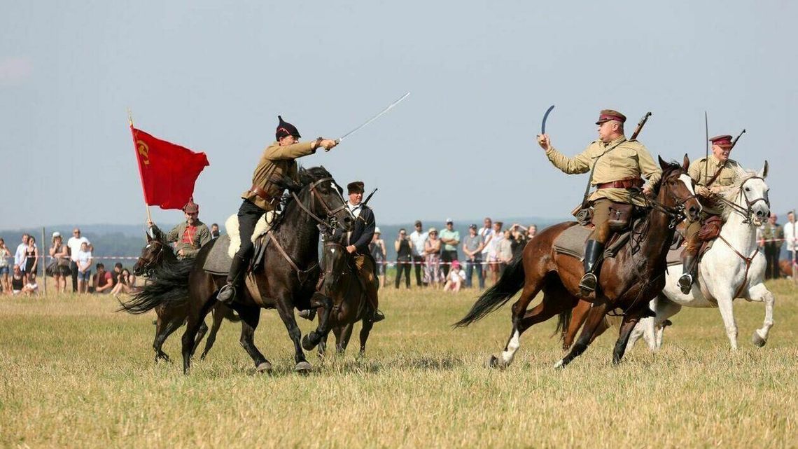 Pod Komarowem pogonili armię Budionnego. Dokładnie tak, jak 103 lata temu