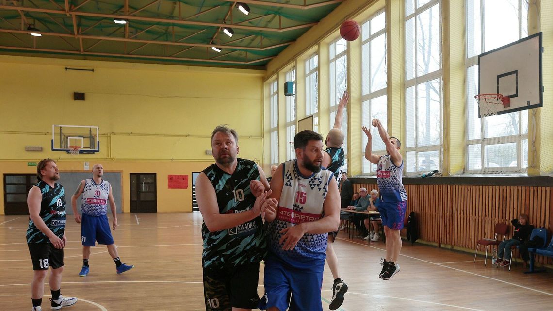 Pod Koszami Dziennika: Dom Plus Kwadrat liczy na medal Pod Koszami Dziennika: Dom Plus Kwadrat liczy na medal