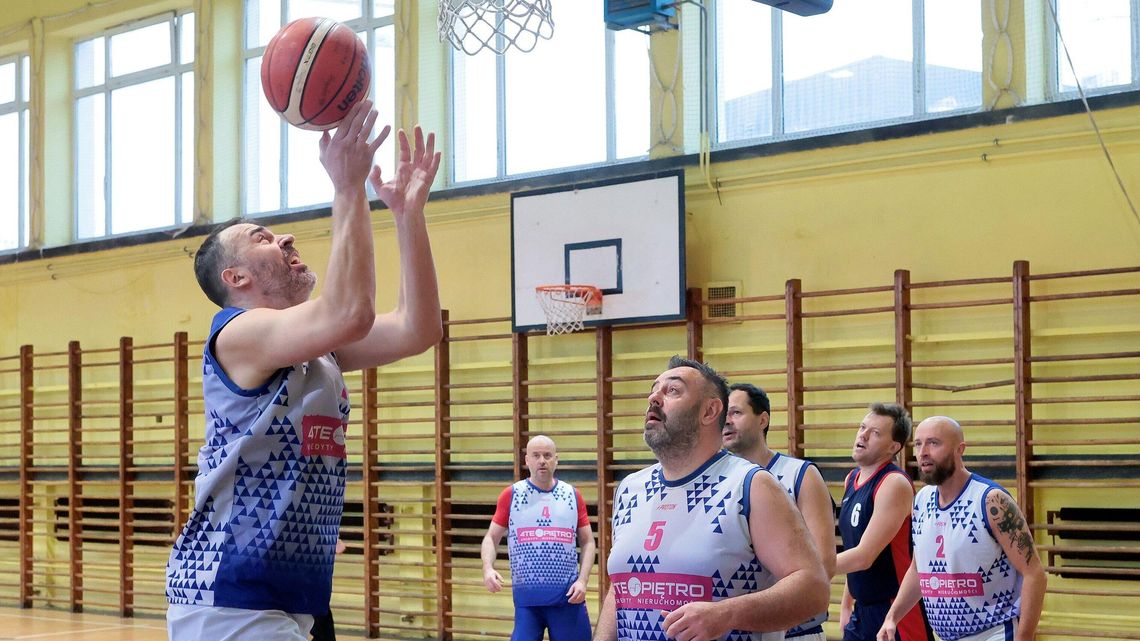 Pod koszami Dziennika Wschodniego: 4te Piętro wykonało pokonało The Reds