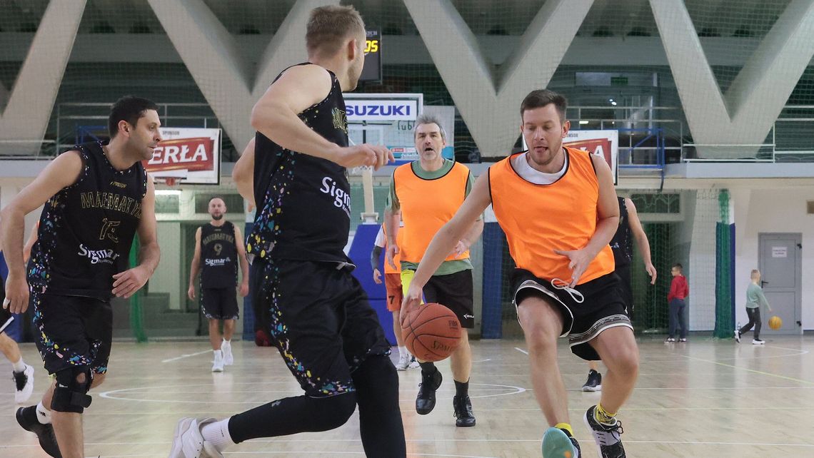 Pod Koszami Dziennika Wschodniego: Sfaulowane Lisy