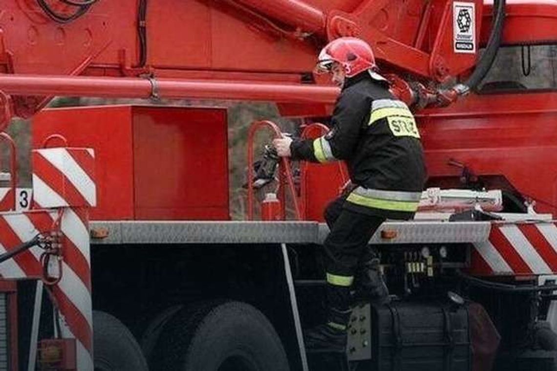 Podał się za sąsiada i zgłosił pożar, którego nie było. Trafi za kraty Podał się za sąsiada i zgłosił pożar, którego nie było. Trafi za kraty