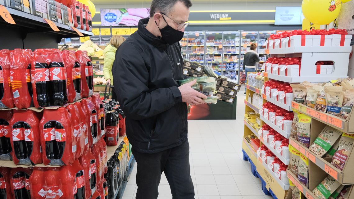 Podatek cukrowy 2021 czyli napoje nawet dwa razy droższe. Co jeszcze podrożeje w tym roku?