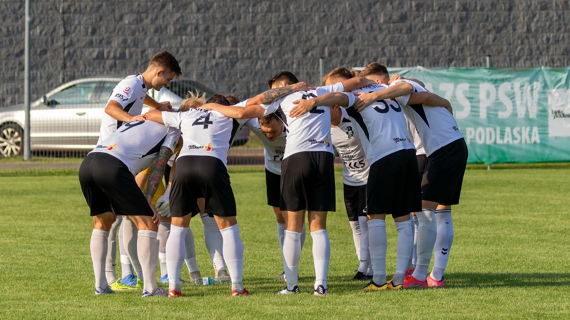 Podlasie Biała Podlaska – Korona Rzeszów 0:2. Beniaminek znowu z punktami
