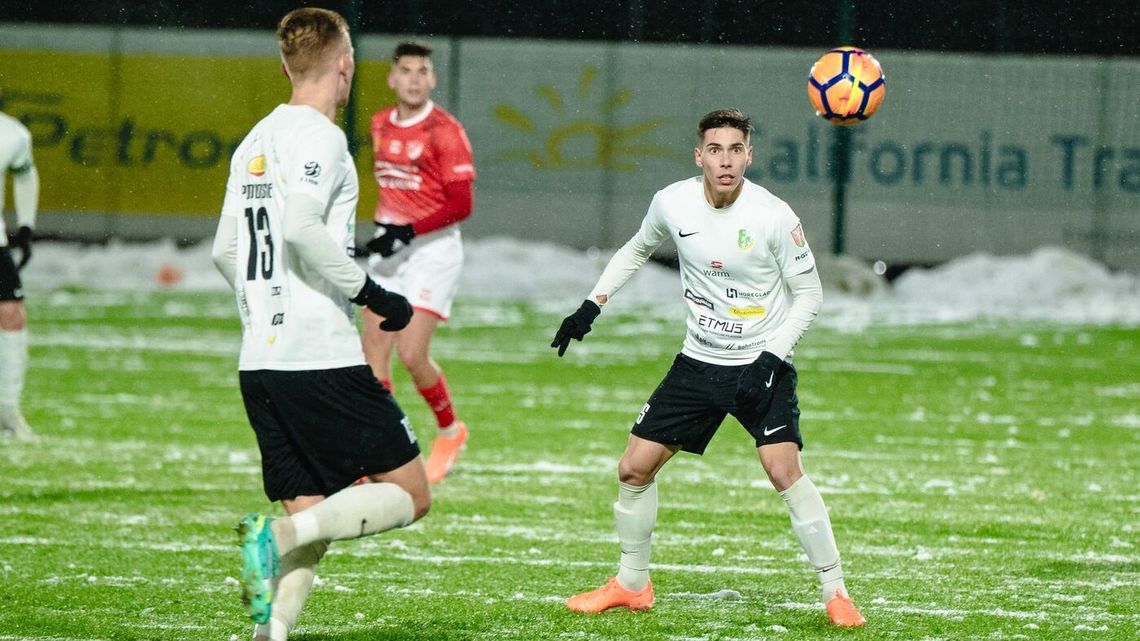 Podlasie Biała Podlaska wróciło do treningów. Obrońca na testach w klubie z I ligi