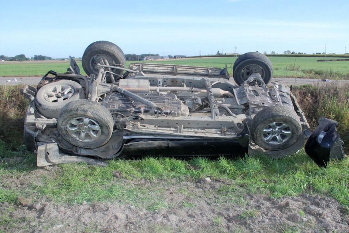 Podlaskie: Śmiertelny wypadek, toyota wjechała do rowu i dachowała