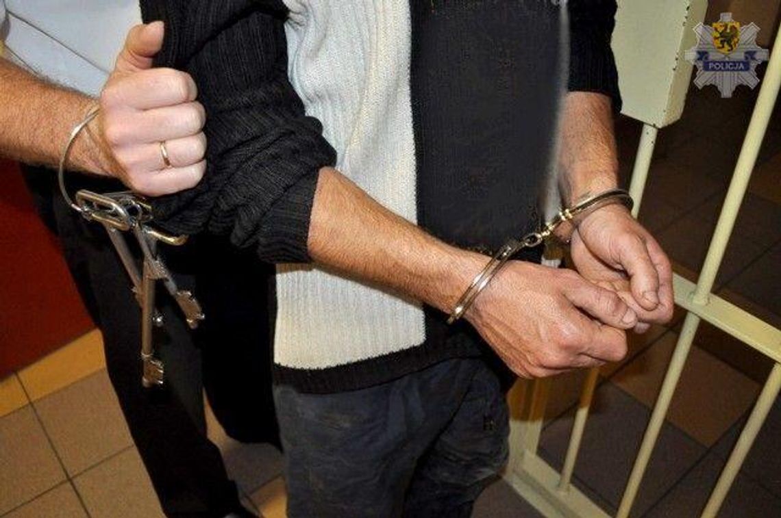 Podpalił dom, żeby zatrzeć ślady Podpalił dom, żeby zatrzeć ślady