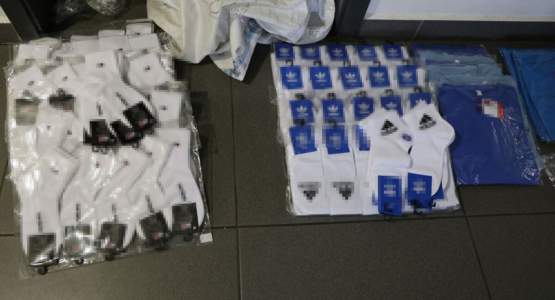 Podróbki na dęblińskim targowisku. 36-latek w rękach policji