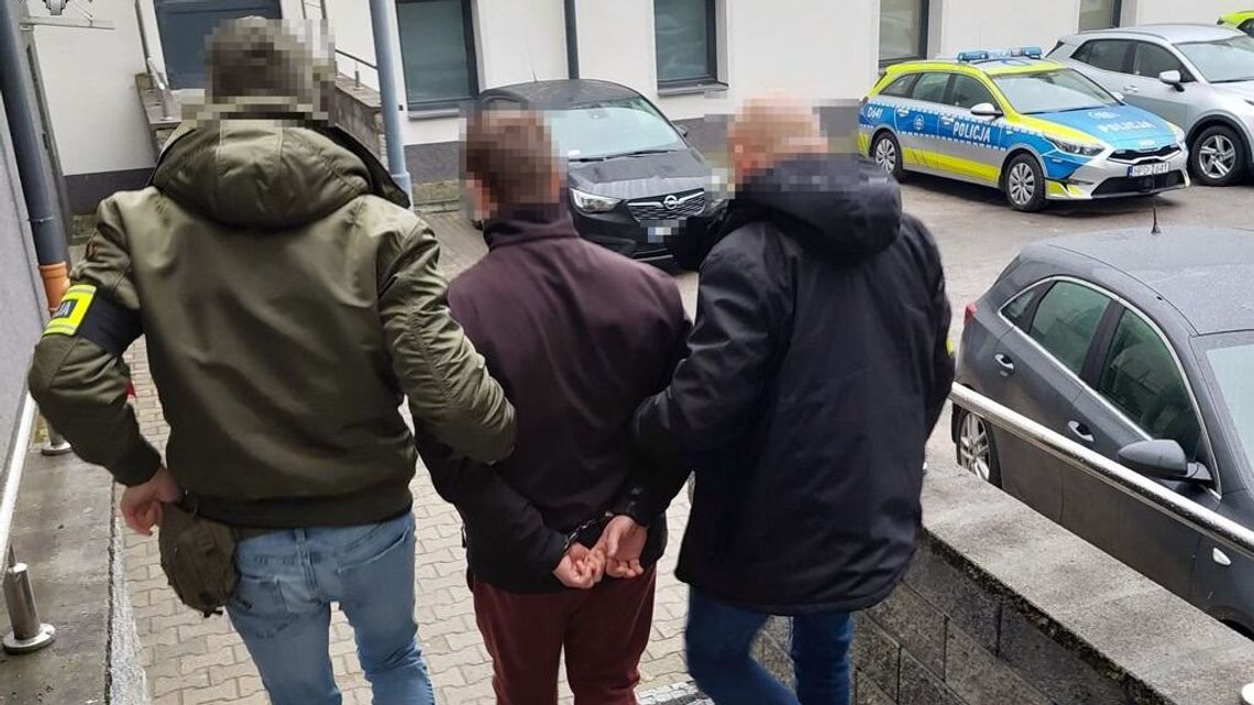 Podszedł do kierowcy i strzelił mu w głowę. Ucho we krwi Podszedł do kierowcy i strzelił mu w głowę. Ucho we krwi