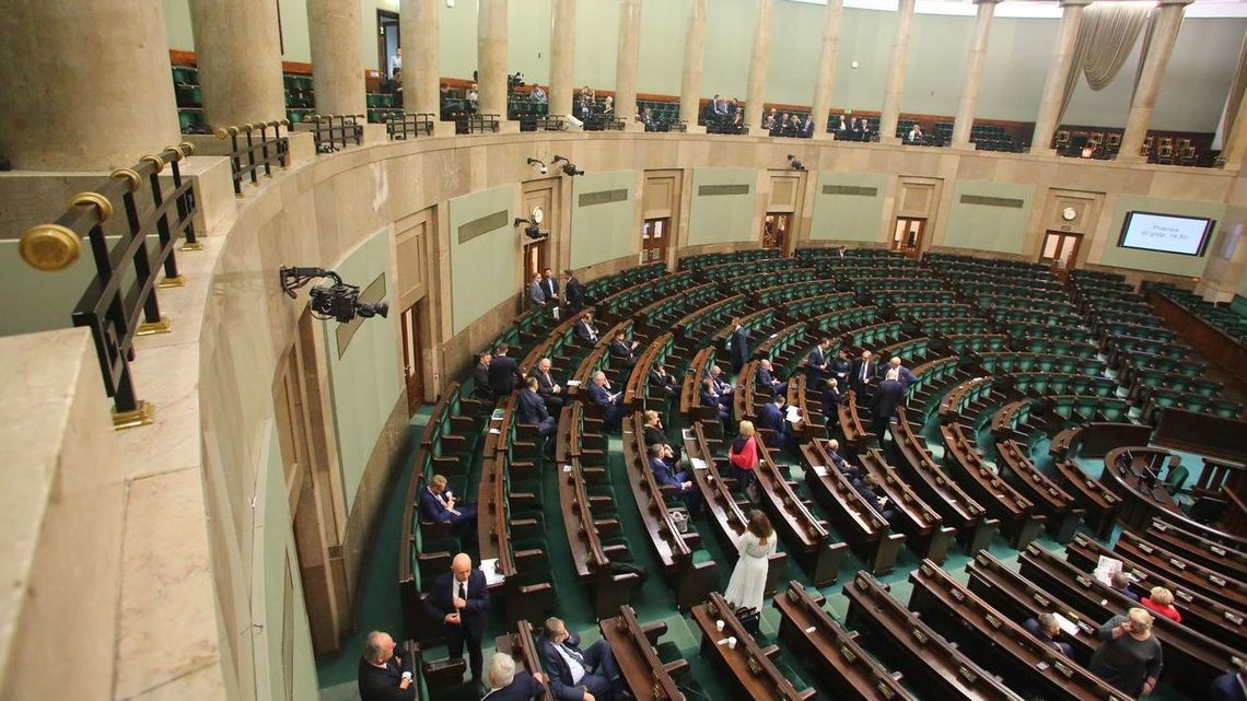 Podwyżki dla polityków „W takim momencie jest to po prostu nieprzyzwoite” Podwyżki dla polityków „W takim momencie jest to po prostu nieprzyzwoite”