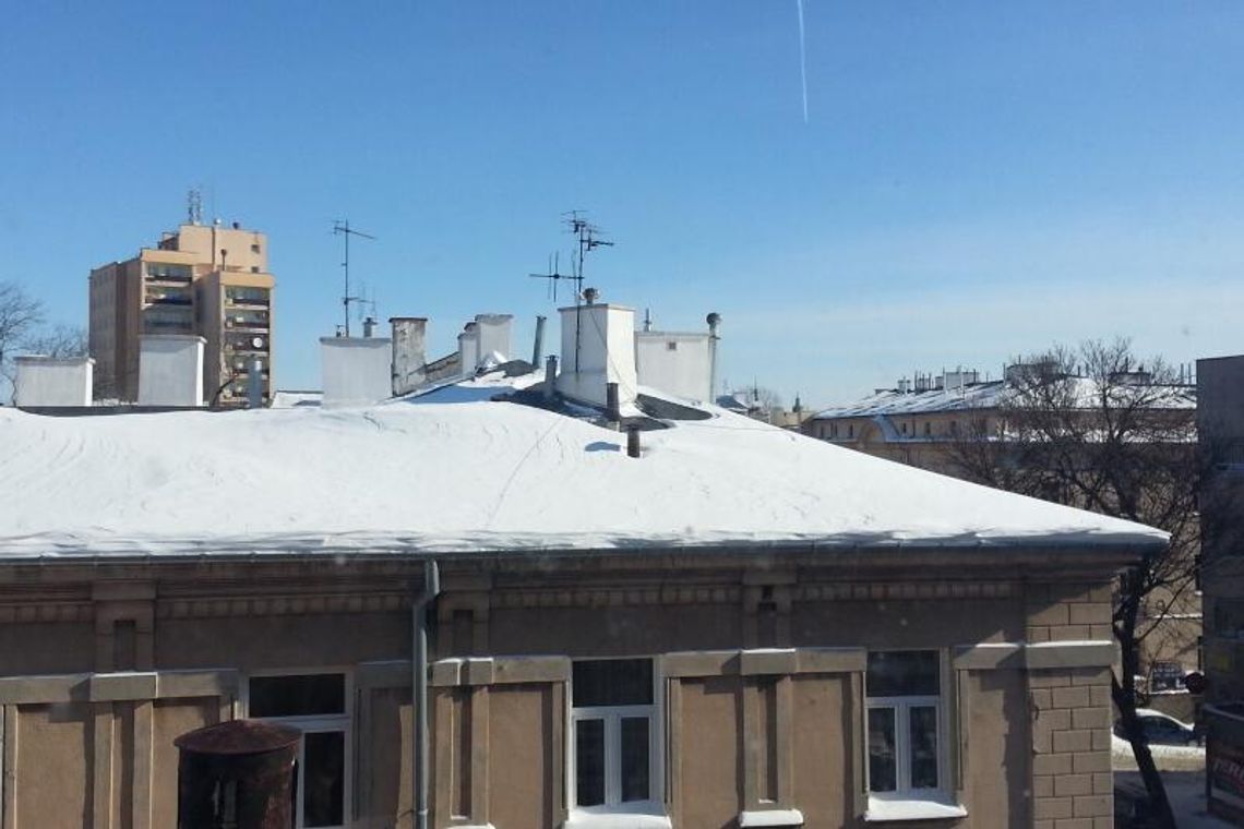 Pogoda się poprawiła. Drogi krajowe przejezdne, lotnisko działa