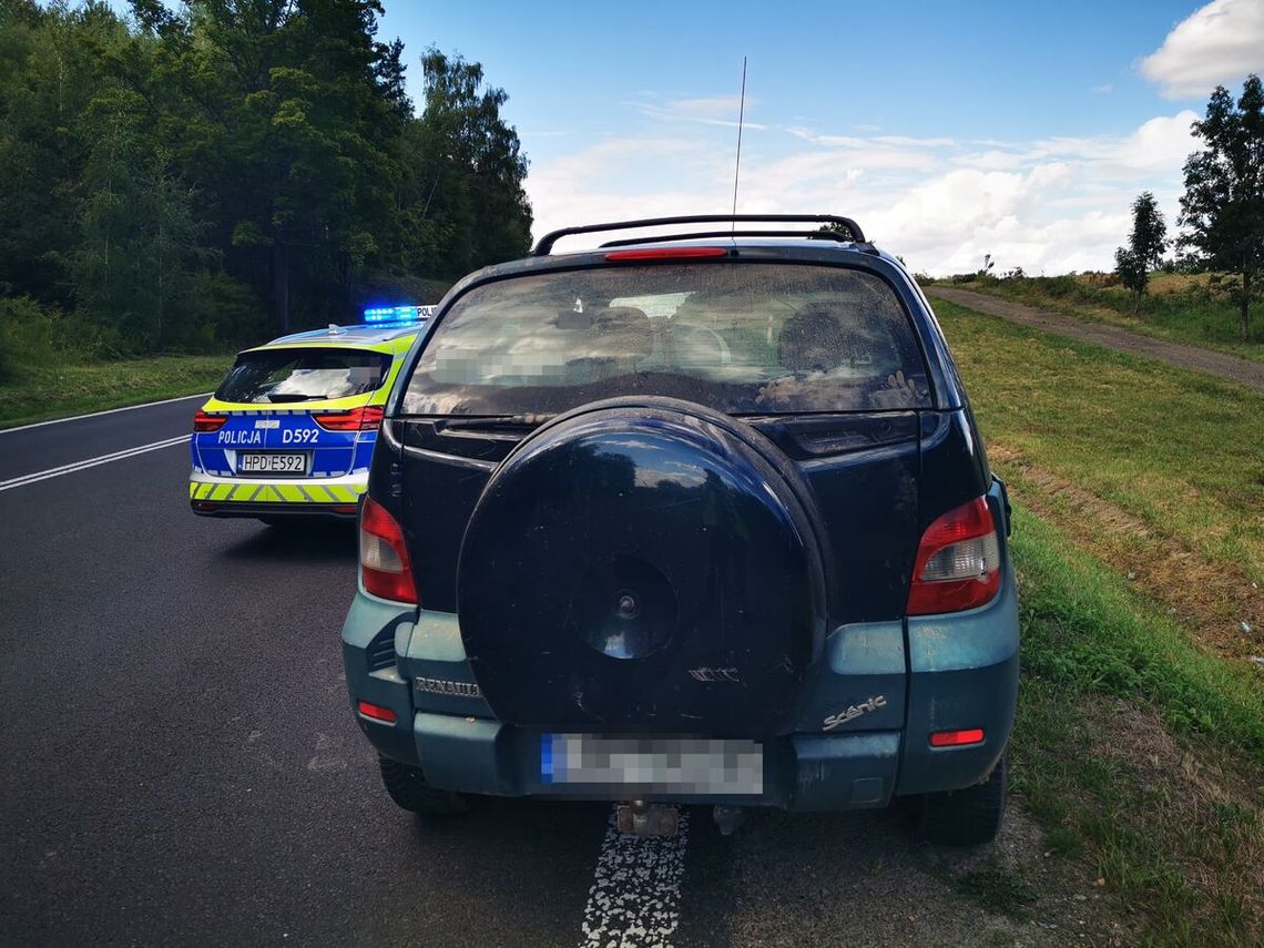 Pościg we Frampolu. Kierowca bał się nie tylko mandatu Pościg we Frampolu. Kierowca bał się nie tylko mandatu