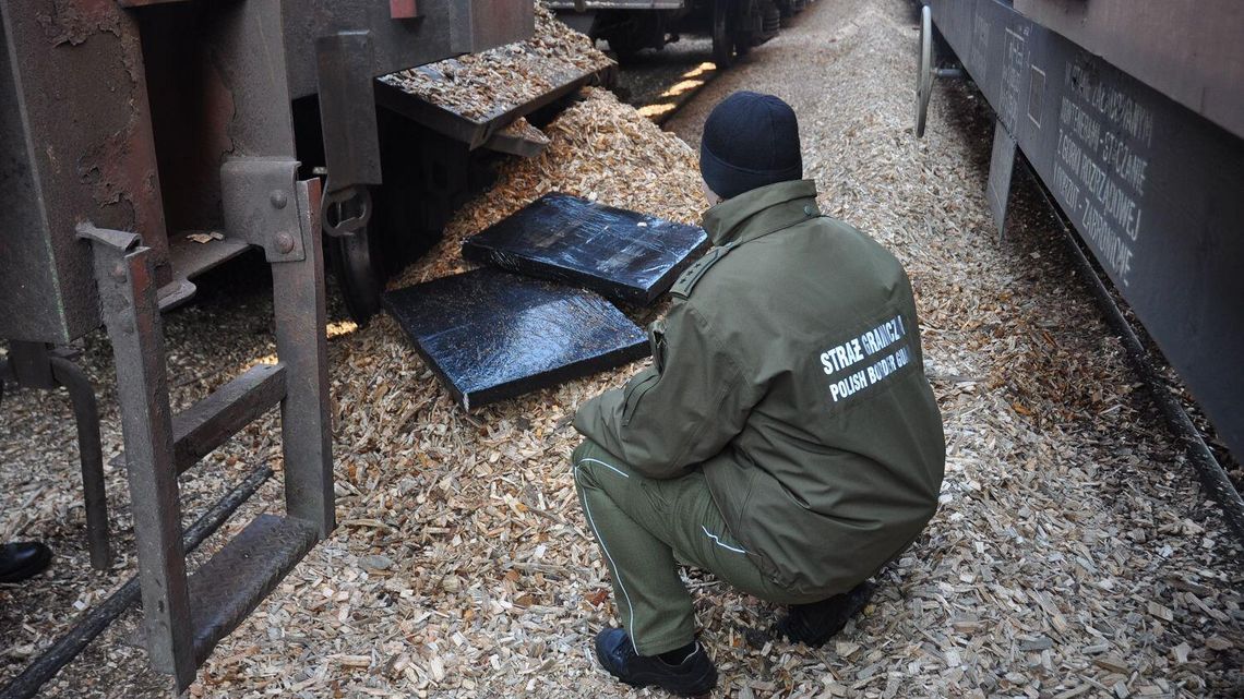 Pogranicznicy zatrzymali duży przemyt nielegalnych papierosów