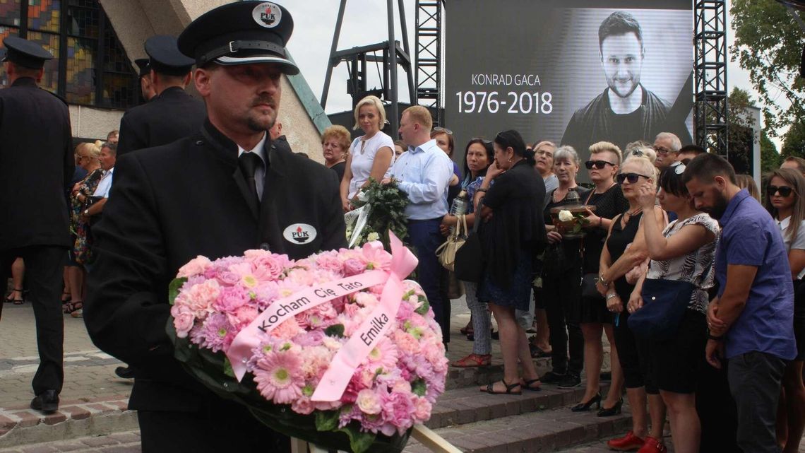 Pogrzeb Konrada Gacy w Lublinie. Żegnały go tłumy [zdjęcia]