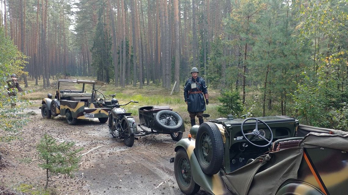 Pojazdy historyczne już zbliżają się do Tomaszowa Lubelskiego