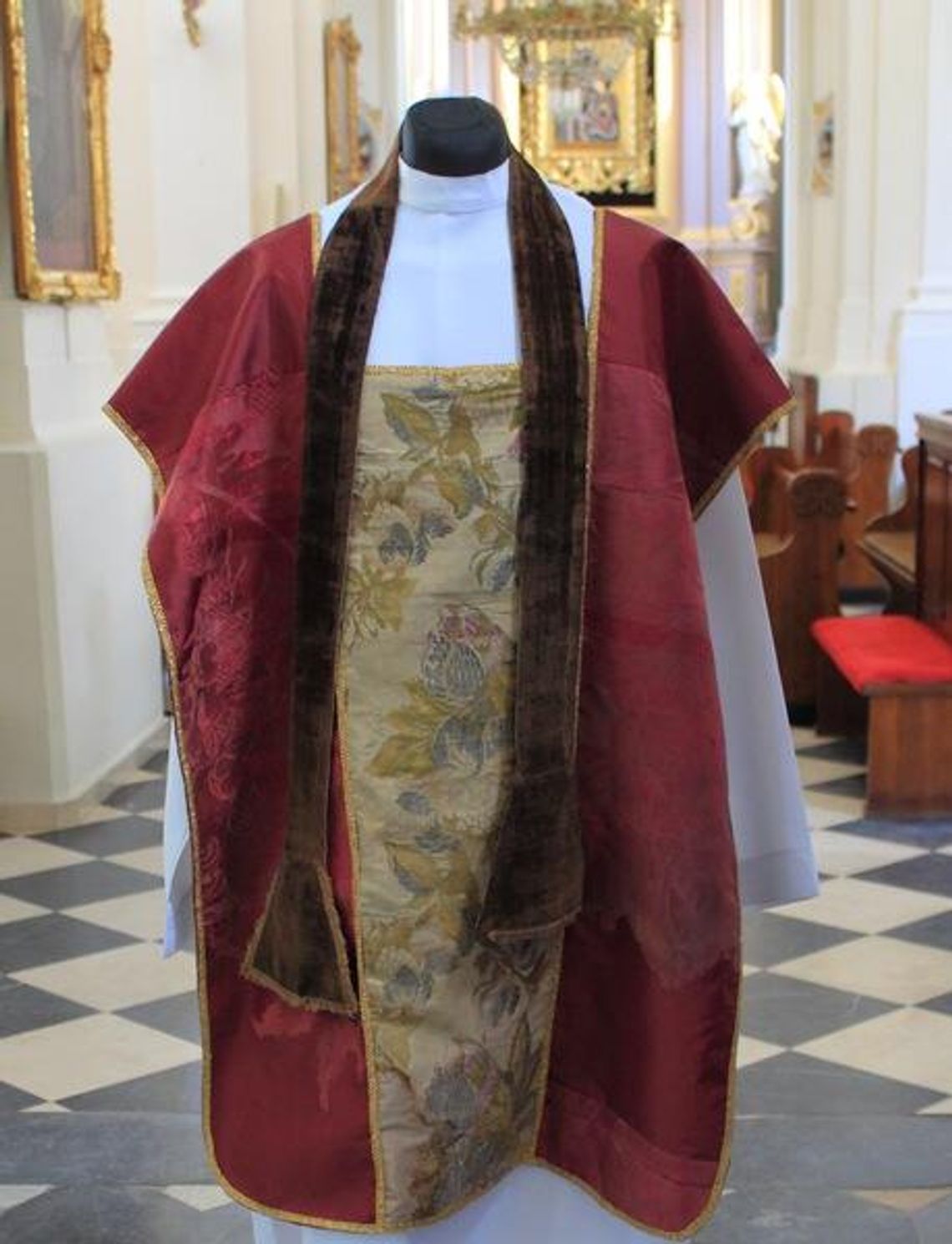 Pokażą znaleziska z krypt zabytkowego kościoła