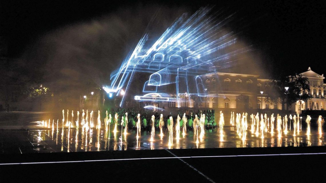 Pokazy fontanny na placu Litewskim w Lublinie: Nowe widowisko "Anioły lubelskie"