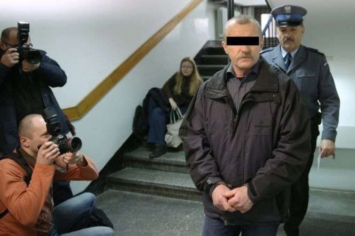 Pokłócili się o mecz, syn zginął od ciosu nożem. Będzie nowy proces