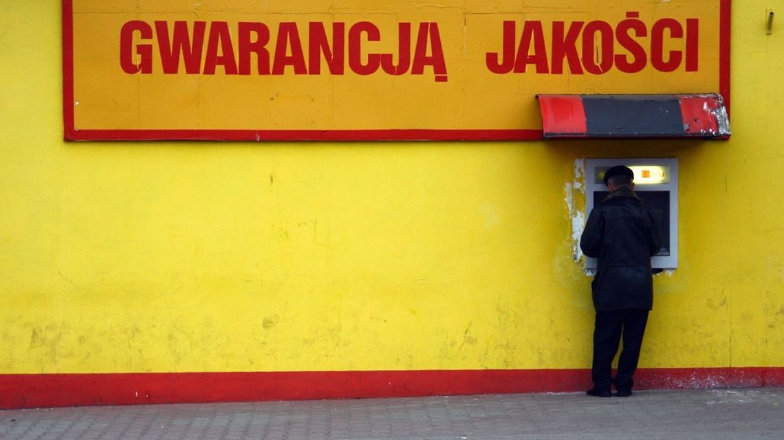 Polacy pokochali karty, a zniechęcili się do gotówki. Przez pandemię